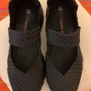 Bernie Mev. Shoes